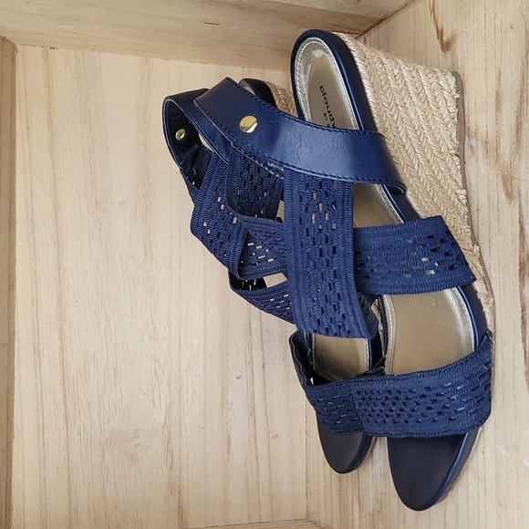 CloudWalkers by Avenue Womens Navy Blue Wedge Sandals - Picture 6 of 10